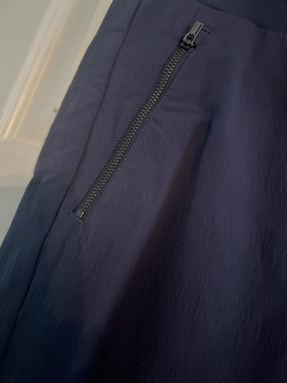 NWT- Athleta Trekkie North Jogger MDVI - Picture 3 of 6
